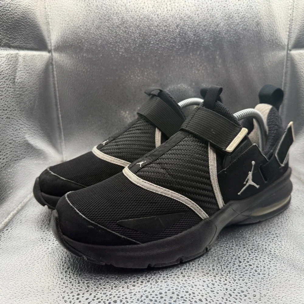 Size‎ 8.5 Air Jordan Trunner 11 LX Black White Mens Athletic Sneakers 453843-001